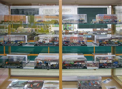 Vitrinenr&uuml;ckseite