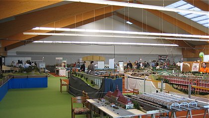 die hintere Ausstellungshalle