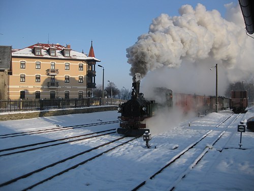 Ankunft im Bahnhof Bertsdorf Ankunft im Bahnhof Bertsdorf
