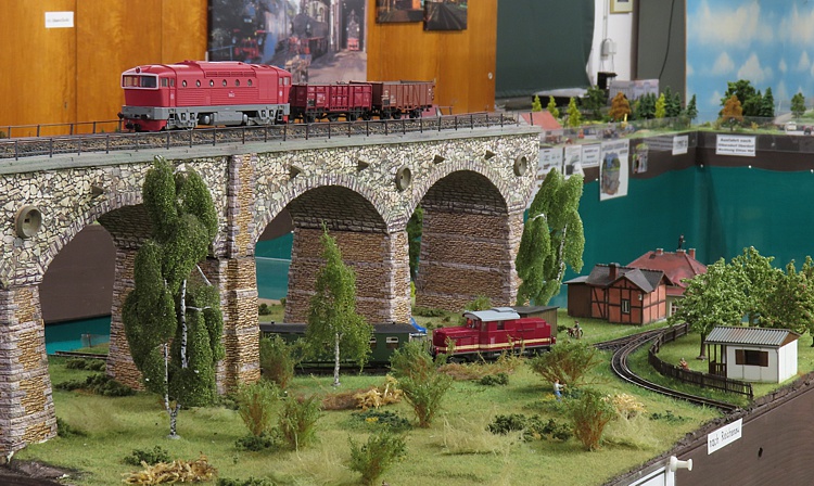 Der Zittauer Neißeviadukt Der Zittauer Neißeviadukt