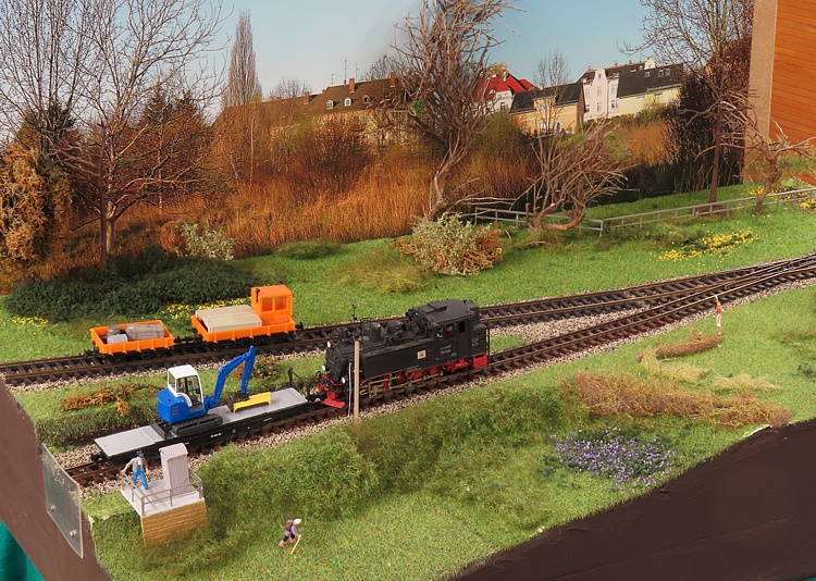 Kreuzung von Normalspur und Schmalspurbahn Kreuzung von Normalspur und Schmalspurbahn