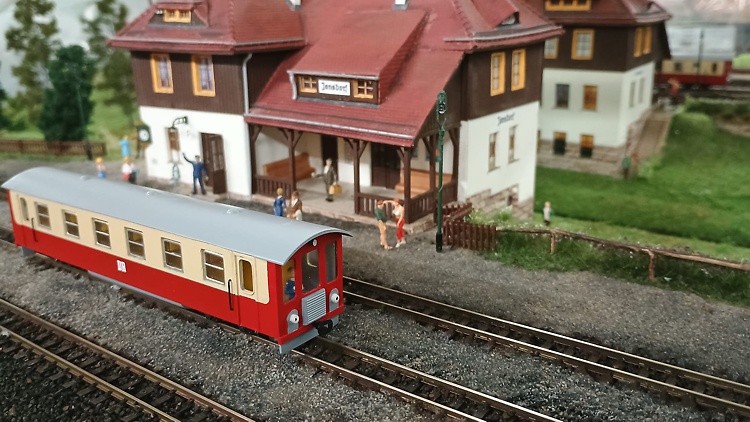 Triebwagen-Designstudie von 1995