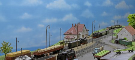 reger Zugbetrieb in Olbersdorf Oberdorf