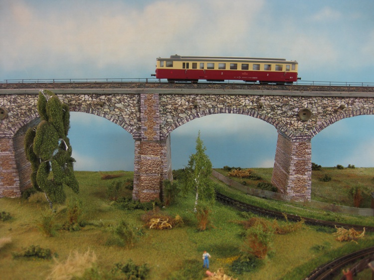 tschechischer Triebwagen der Baureihe M262