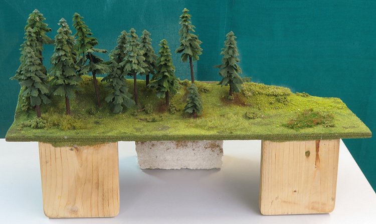 Ansatzteil mit Wald 2